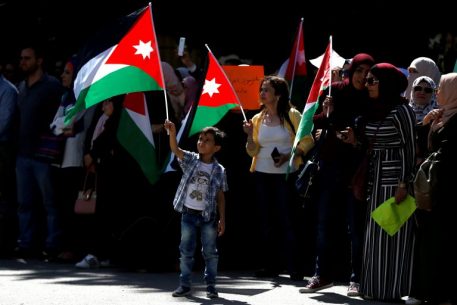 When Austerity Meets Activism: A Common Tale on the Opposite Shores of the Mediterranean