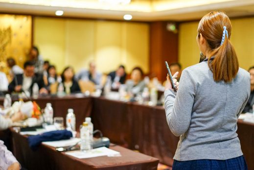 Women&rsquo;s Participation in Public and Political Life in Douar Hicher