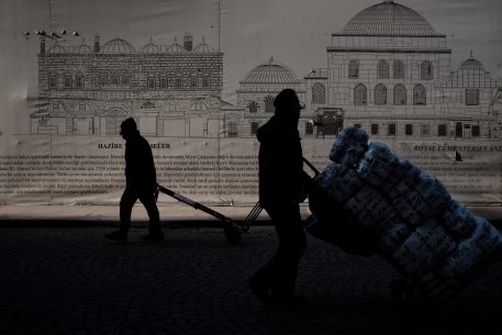 Economic Impact of Syrian Refugees in Neighboring Countries: The Cases of Turkey and Lebanon