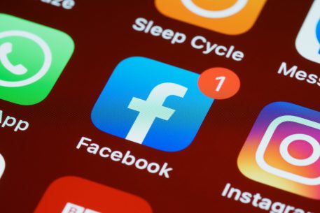 Periodismo y redes sociales: Retos en una región cambiante