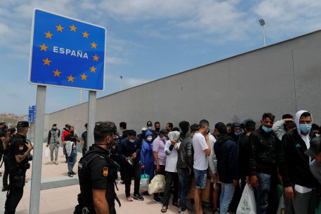 Buying Morocco’s collaboration in migration containment? Complicating the use of aid in border control cooperation