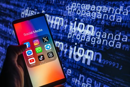 The Gaza War Coverage: The Role of Social Media vs. Mainstream Media